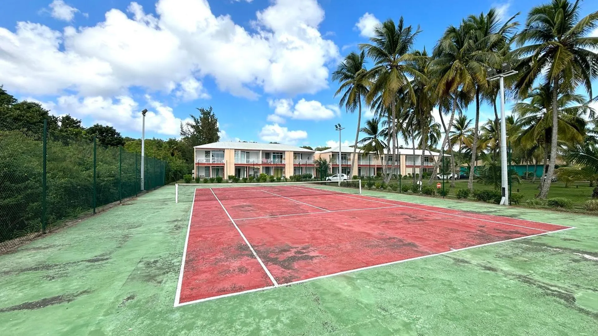Apartment La Serena De Toumalacai, Piscine, Plage, Tennis - Blue Dream Hotel Grand-Bourg