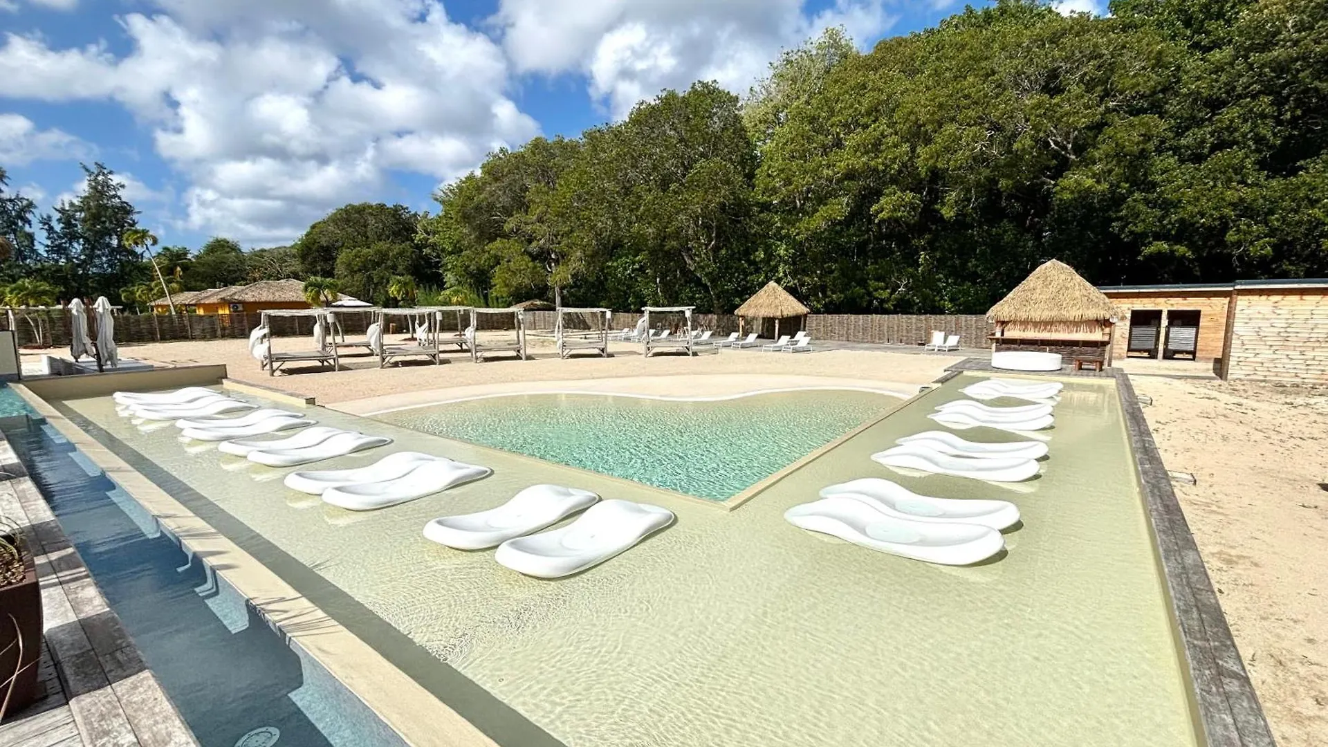 La Serena De Toumalacai, Piscine, Plage, Tennis - Blue Dream Hotel Grand-Bourg  Guadeloupe