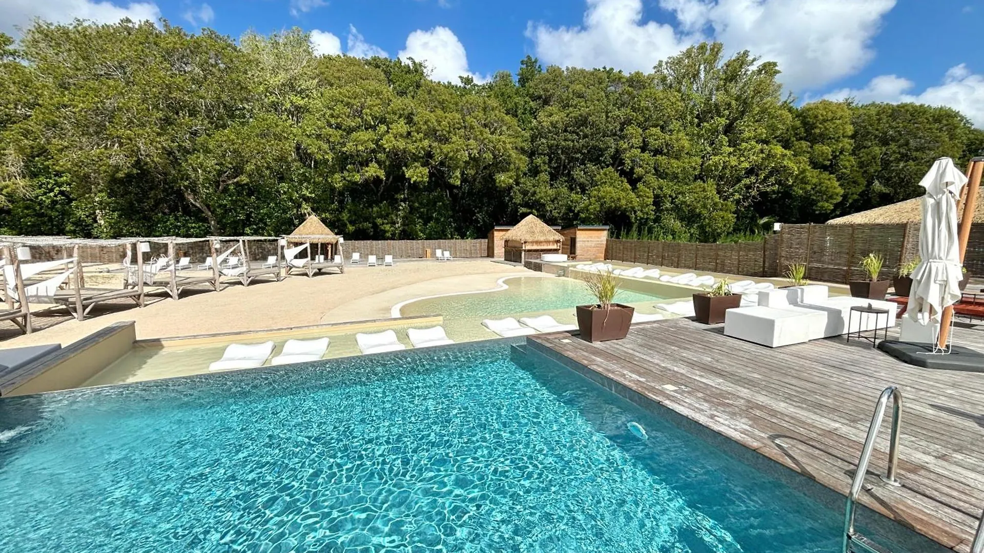 La Serena De Toumalacai, Piscine, Plage, Tennis - Blue Dream Hotel Grand-Bourg  Apartment