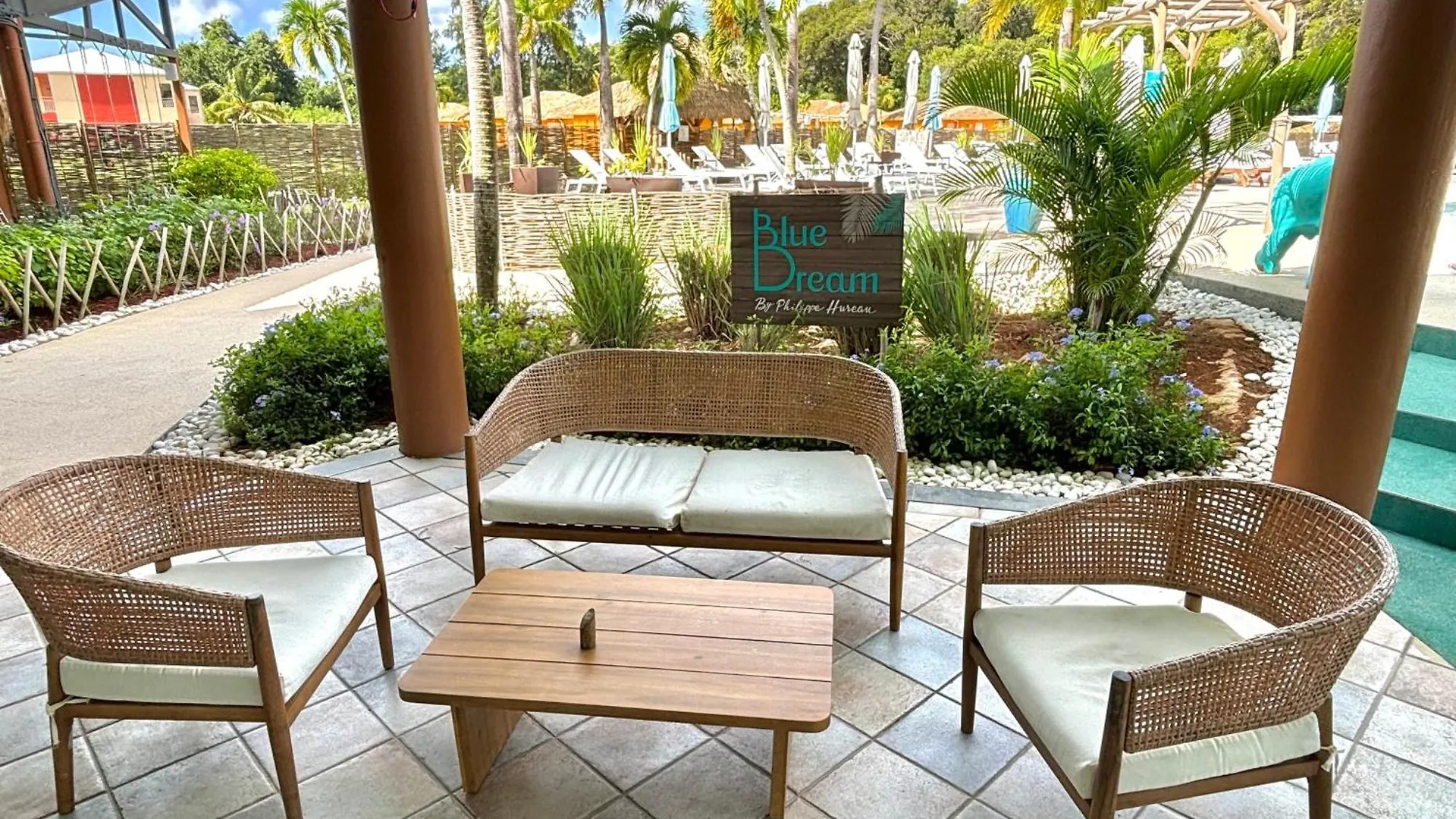 La Serena De Toumalacai, Piscine, Plage, Tennis - Blue Dream Hotel Grand-Bourg